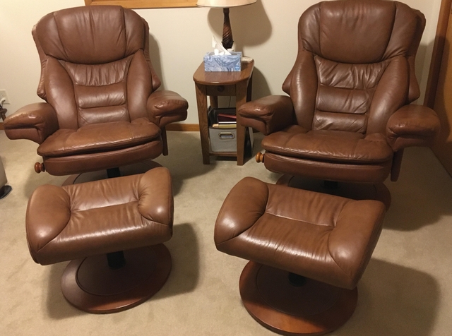 Matching recliners discount