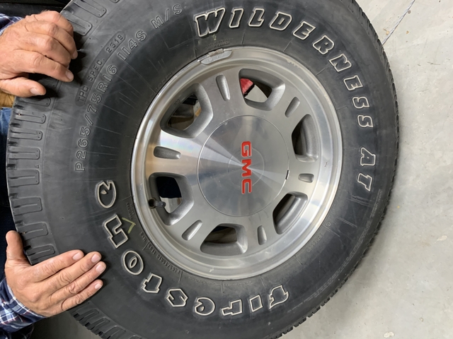 4 Tire And Wheel Firestone Wilderness At 265 75 R16 Nex Tech Classifieds