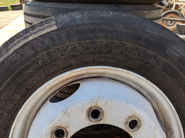 19.5 rims w/ 245/70 tires - Nex-Tech Classifieds