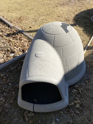 big igloo dog house - Nex-Tech Classifieds