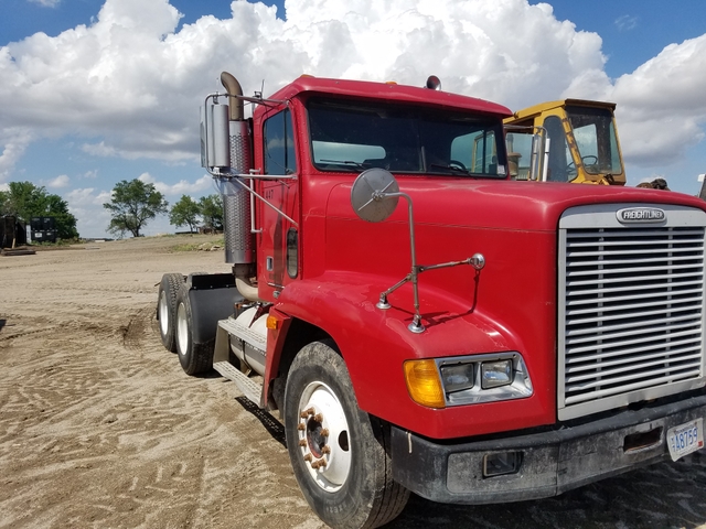 1998 freightliner day cab - Nex-Tech Classifieds