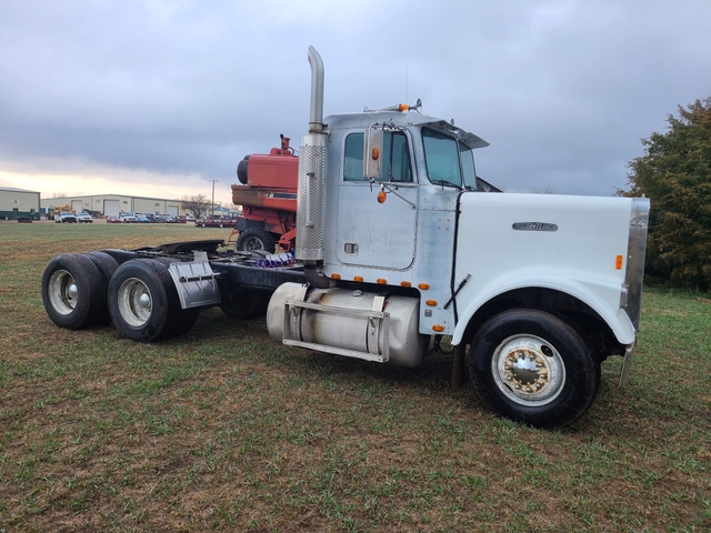 1983 day cab freightliner - Nex-Tech Classifieds