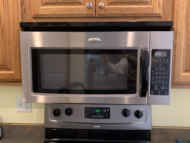 Oster microwave - Nex-Tech Classifieds