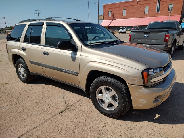 Elegant 2004 Chevy Trailblazer 4x4 Images