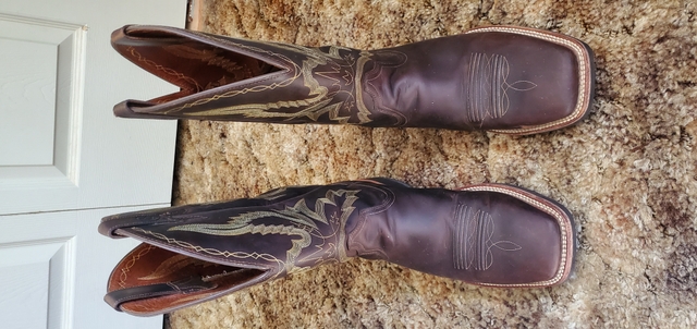 Size 11.5D Ariat Cobalt Quantum Cowboy Boots - Nex-Tech Classifieds