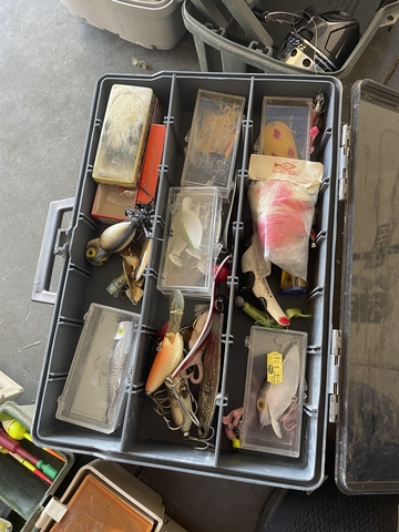 Metal Tackle Box - Nex-Tech Classifieds