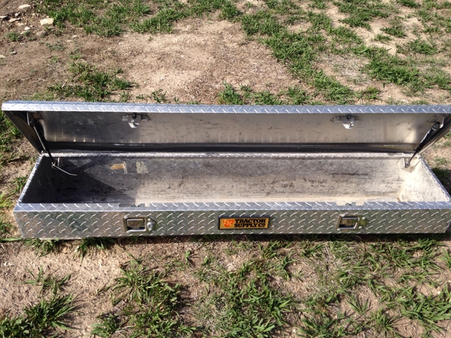 Side Mount Tool Box- Tractor Supply - Nex-Tech Classifieds