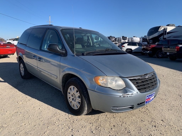 2006 Chrysler Town & Country LX - Nex-Tech Classifieds