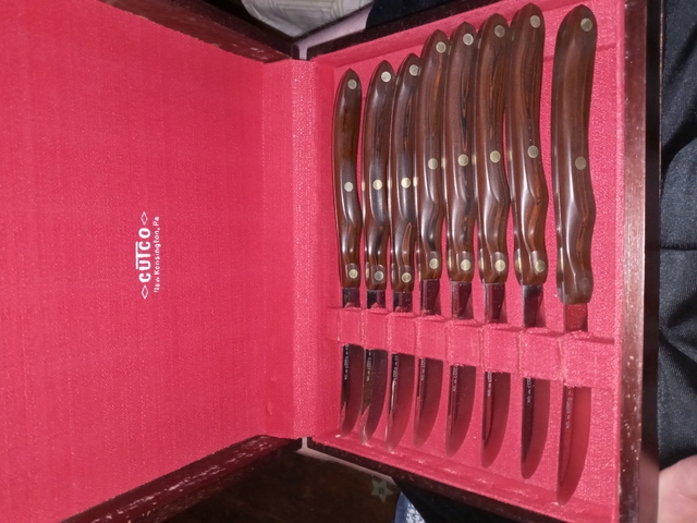 Vintage set of 8 CutCo steak knives with presentation box - Nex-Tech  Classifieds