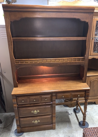 Vintage Lighted Secretary Desk W Hutch Reduced Nex Tech Classifieds