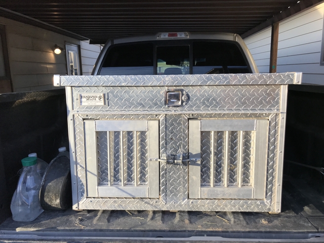 aluminum dog box