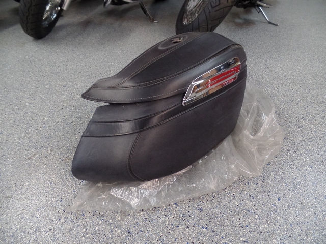 yamaha saddlebags