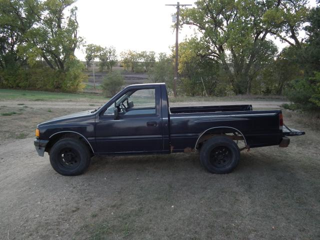 1989 Isuzu Pick up 4x4 5 speed - Nex-Tech Classifieds