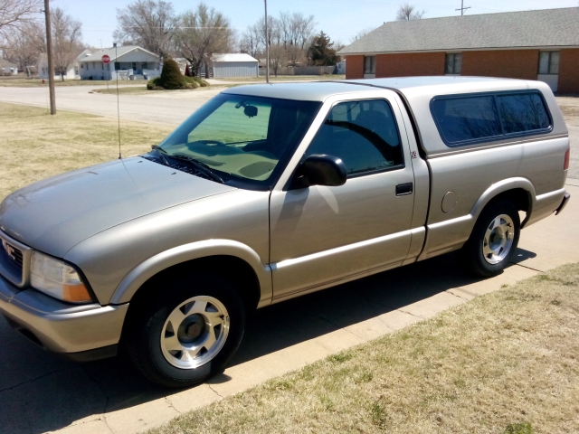 2000 Gmc Sonoma Pickup With Matching Topper Nex Tech Classifieds