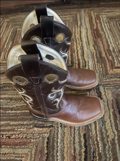 Boys cowboy boots - Nex-Tech Classifieds