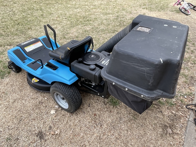 SOLD DIXON ZEETER 30 Lawn Mower