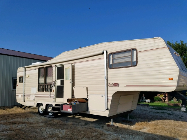 1995 Excel 31' Gooseneck Camper - Nex-Tech Classifieds