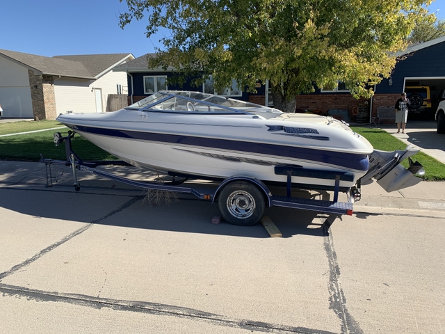 1998 Larson 186 SEI 190hp 4.3 liter Volvo Penta - Nex-Tech Classifieds