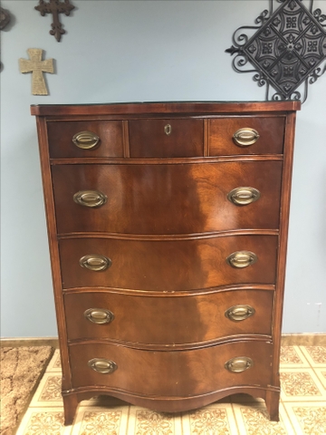 Antique Dresser In Good Condition Nex Tech Classifieds