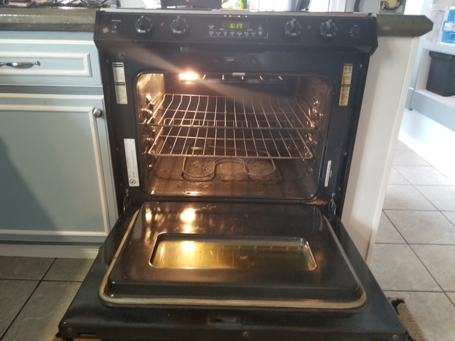 Vintage 40 Inch Frigidaire Stove/Oven - Nex-Tech Classifieds