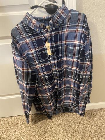 Red Head Size Large Shirts - Nex-Tech Classifieds