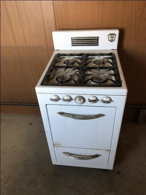 SOLD - Small apartment gas stove