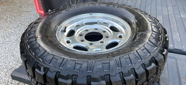 8x6.5 Chevy Stock 16in wheels with very new tires. - Nex-Tech Classifieds
