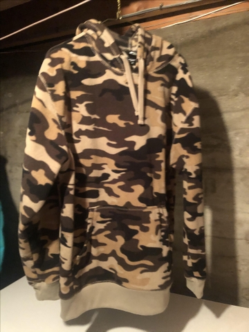 Camouflage Camo men’s hoodie medium - Nex-Tech Classifieds