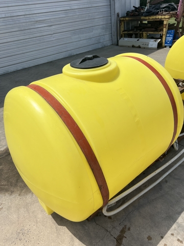 Liquid Fertilizer Tanks & Pump - Nex-Tech Classifieds