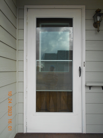 Used Storm Door for Sale - Nex-Tech Classifieds