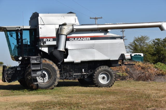 gleaner r72 specs