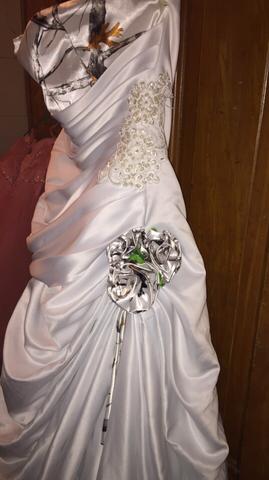 wedding dress snow camo