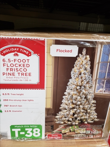 6.5 ft pre- lit christmas tree - Nex-Tech Classifieds