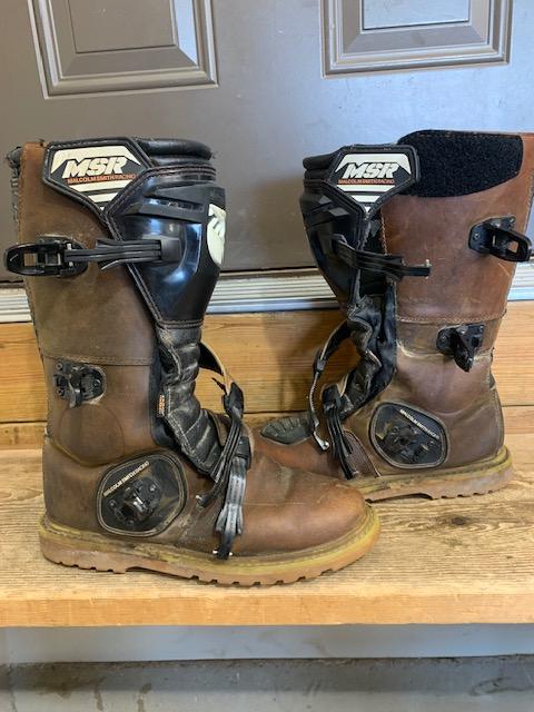 MSR Dual Sport Boots Size 11 - Nex-Tech Classifieds
