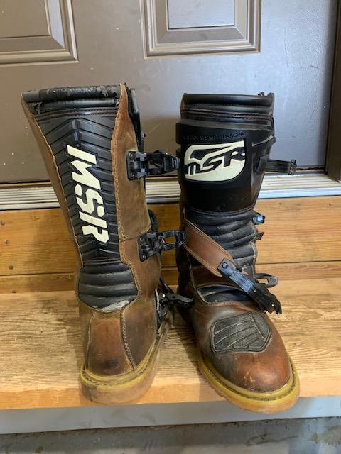 MSR Dual Sport Boots Size 11 - Nex-Tech Classifieds