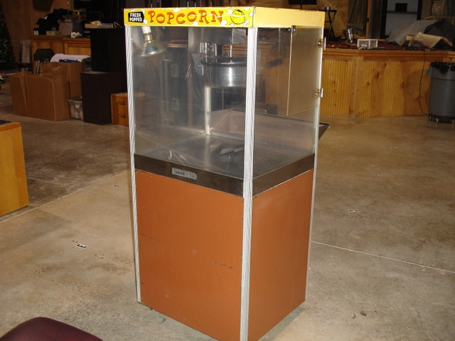 WestBend Stir Crazy Popcorn Popping Machine - Nex-Tech Classifieds