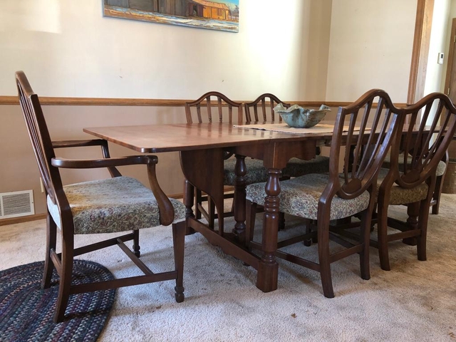 Antique Abernathy Dining room table and six chairs - Nex-Tech Classifieds