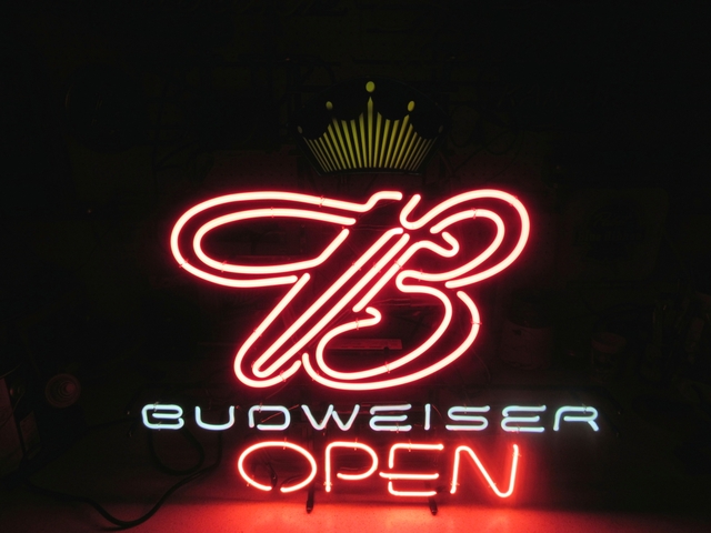 budweiser neon open sign