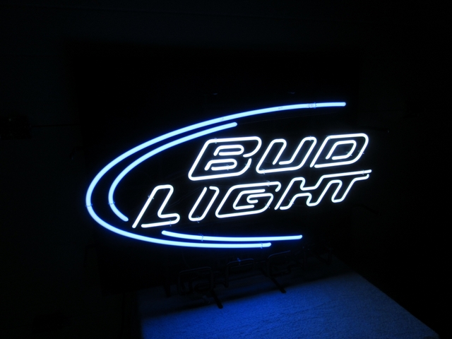 BUD LIGHT 