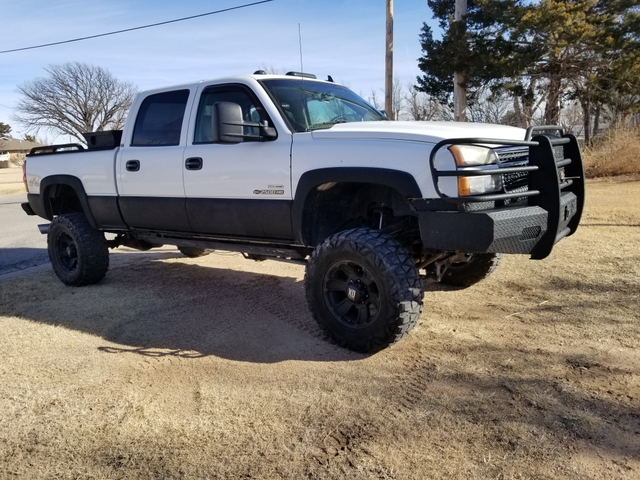 lifted chevy trucks 2006
