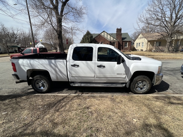 2009 Chevy duramax - Nex-Tech Classifieds