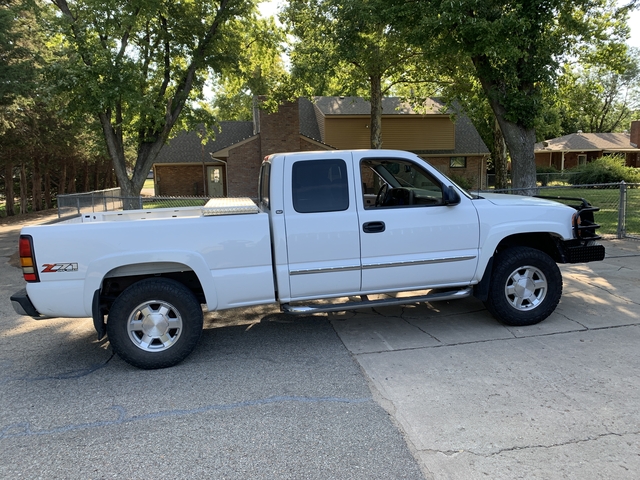 2005 GMC Sierra 1500 SLT Z71 Ext Cab pending sale - Nex-Tech Classifieds