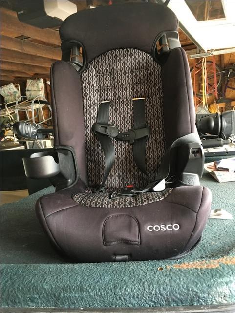 Cosco 5 point outlet harness booster