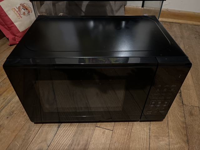 Older 700 watts microwave Sunbeam Sale pending - Nex-Tech Classifieds