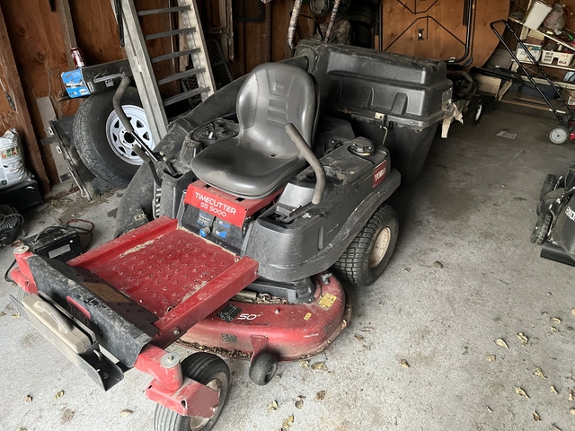 Old zero turn online mower