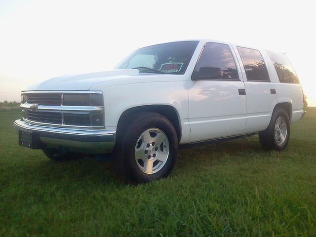 1997 Chevy Tahoe 4x4 4 Dr
