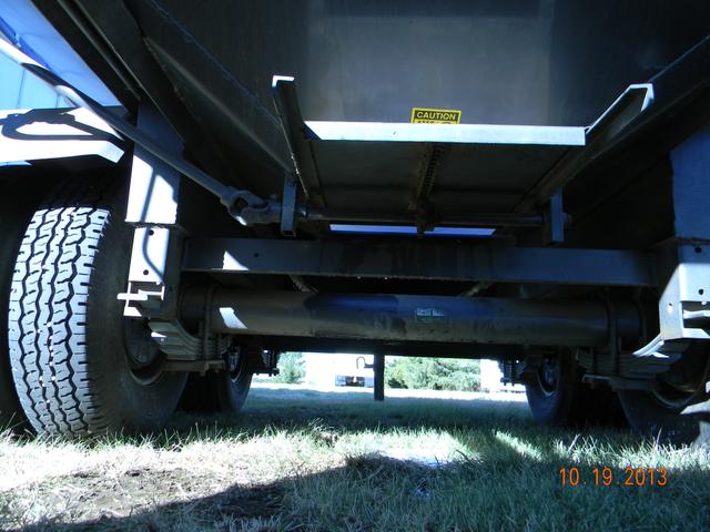 Farm gooseneck hopper trailer-350 bushel - Nex-Tech Classifieds