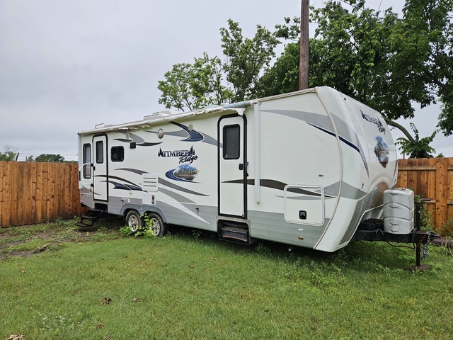 2013 Timber Ridge 260 RLS 4 Season Camper - Nex-Tech Classifieds