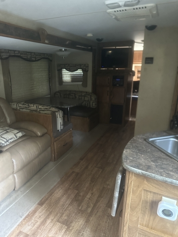 2013 Timber Ridge 260 RLS 4 Season Camper - Nex-Tech Classifieds