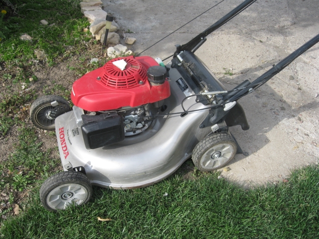 Honda quadra cut system lawn mower hot sale